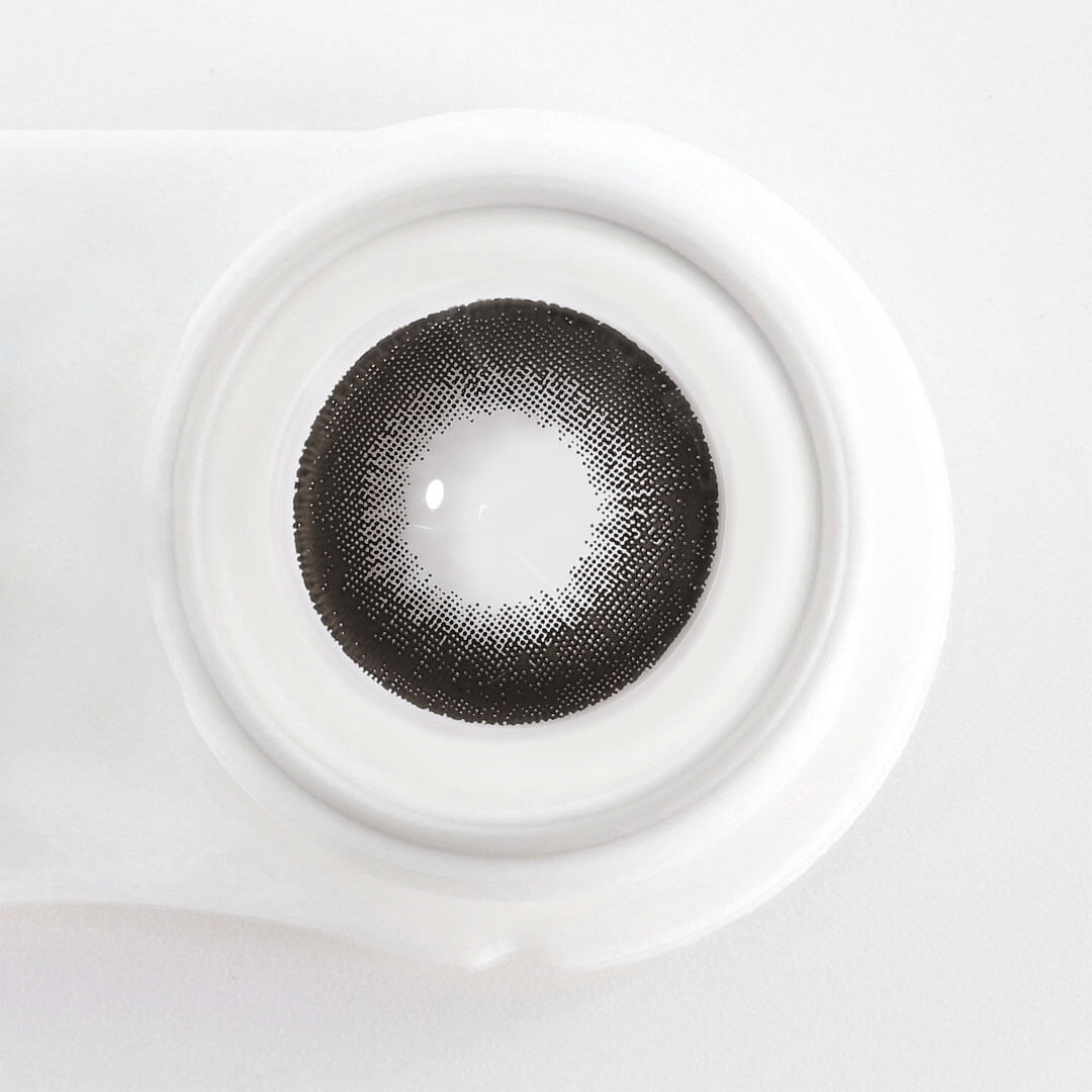 NILS Black Colored Contacts